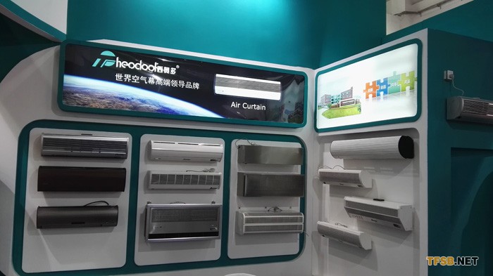 風(fēng)幕機(jī)產(chǎn)品